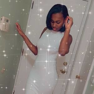 Meet your Posher, Helena